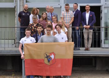 Oficjalnie pożegnano sportowców (foto+film)