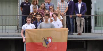 Oficjalnie pożegnano sportowców (foto+film)