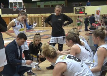 Cztery zawodniczki pewne gry w Pompax Tęczy Leszno