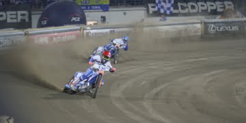 Byki na tronie w potrójnej koronie!!!