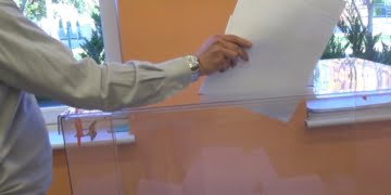 Sondażowe wyniki wyborów parlamentarnych. PiS zwycięża