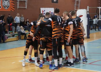 Trzy punkty zostały w Lesznie (foto)