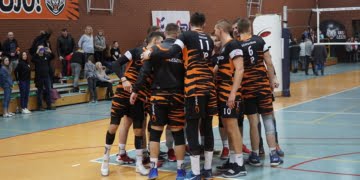 Trzy punkty zostały w Lesznie (foto)