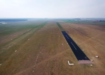 Powstaje nowy pas na lotnisku