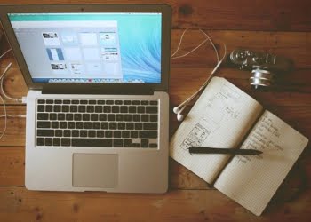 Powiat zakupił laptopy, na których skorzystają uczniowie