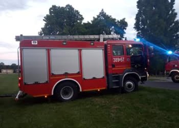 Poszukiwania na jeziorze w Gołanicach. Wyłowiono jedno ciało.