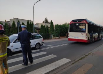 Stłuczka autobusu na ulicy Dekana! [zdjęcia]