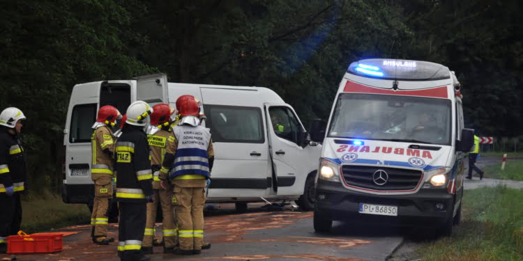 Groźny wypadek pod Lesznem!