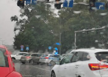 Kolizja na skrzyżowaniu w centrum miasta!