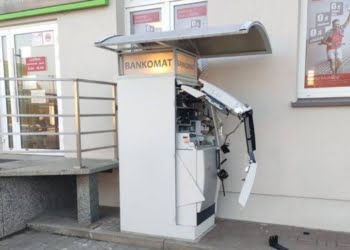 Przestępcy wysadzili bankomat w Wijewie