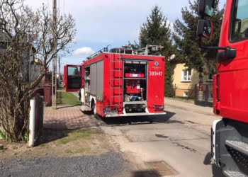W Lipnie wybuchł gaz. Mieszkańcy sprawdzali szczelność połączenia gazowego. Jedna osoba została poszkodowana