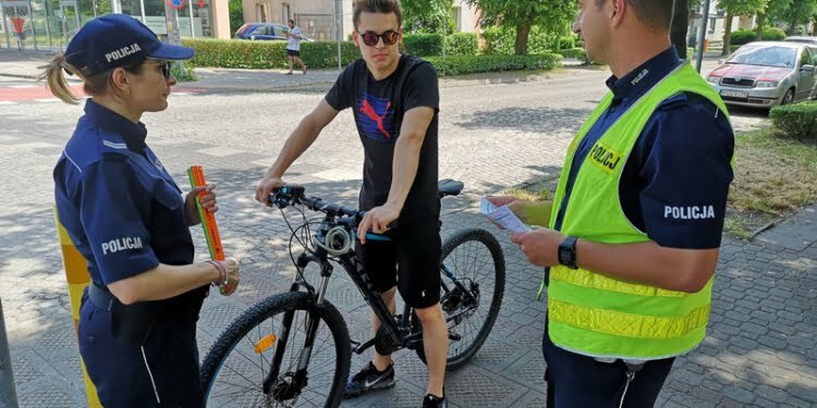  17 Czerwca 2021 321 296707