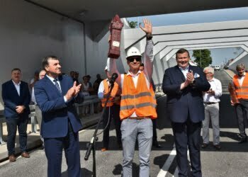 Otwarto nowy tunel w Kościanie. Kierowcy czekali na niego latami