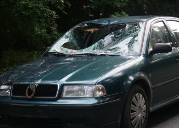 Poważny wypadek. Potrącona została 13-latka. „Huk był ogromny” (ZDJĘCIA)