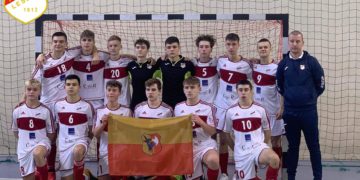 Na hali tak samo skuteczni jak na trawie