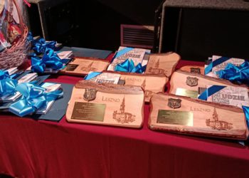 Święto Leszna. Na uroczystej sesji wręczono tytuły i wyróżnienia