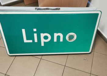 18-latek skradł znaki drogowe. Chciał zawiesić je w pokoju