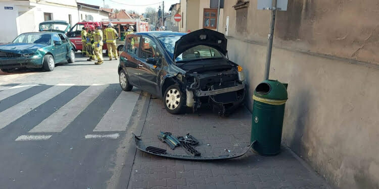  17 Kwietnia 2022 Received 673371763942230