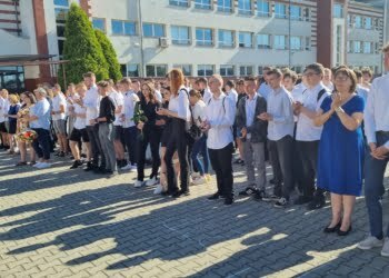 Rok szkolny zakończony. Czas na wakacje letnie!