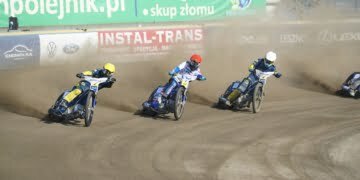 Koziołki minimalnie lepsze od Byków (FOTO)