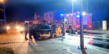 Na Zaborowie zderzyły się trzy samochody. Jedna osoba trafiła do szpitala (zdjęcia)