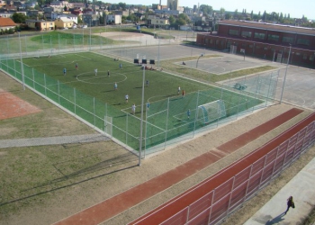 Miejskie boiska powracają do życia