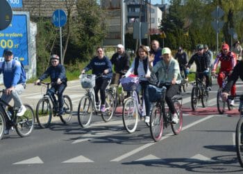 Tradycji stało się zadość. Rowerowa Majówka przyciągnęła tłumy (ZDJĘCIA)