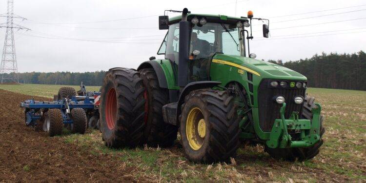 tractor30685781920   Rolników 8 Lutego 2024 Tractor 3068578 1920