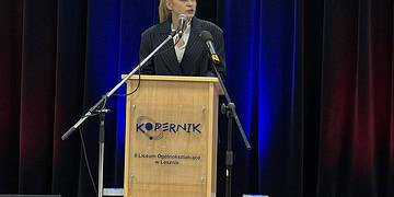 Barbara Nowacka spotkała się z uczniami II Liceum w Lesznie