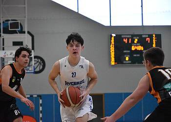 Koszykarskich talentów poszukają w Dąbczu