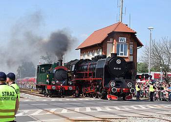 Tłumy na paradzie parowozów w Wolsztynie (zdjęcia)