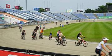 Kręcenie kilometrów na Stadionie im. Alfreda Smoczyka! (zdjęcia)