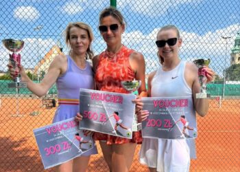 Dziesiątki meczów oraz setki godzin na korcie. Tenisiści podsumowali sezon (zdjęcia)