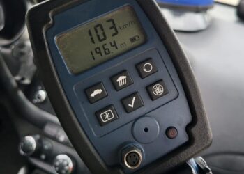 23-latek pędził 103 km/h w terenie zabudowanym. Poniósł surowe konsekwencje