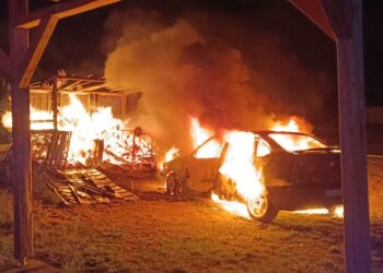 Spłonął samochód osobowy. Podejrzany usłyszał zarzut