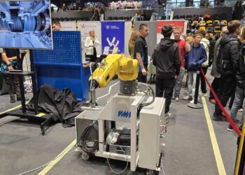 Młodzież odkrywała ścieżki kariery podczas Nocy Zawodowców (zdjęcia)