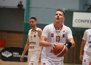 Poloniści wywalczyli upragnione zwycięstwo (zdjęcia)