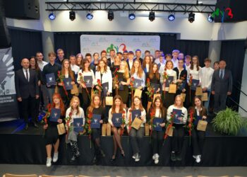 Utalentowani uczniowie z Powiatu Leszczyńskiego wyróżnieni