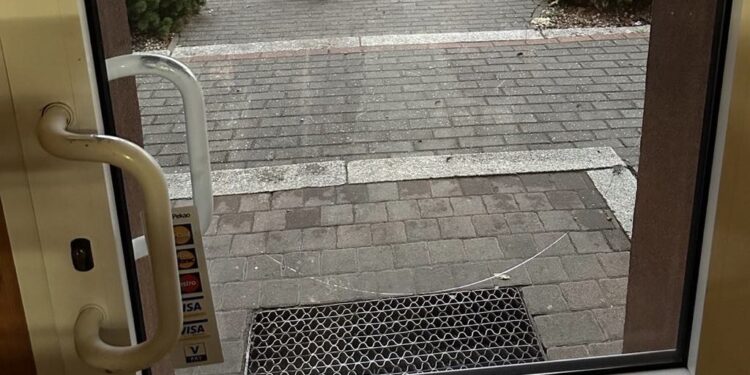 312381143    15 Listopada 2024 312 381143