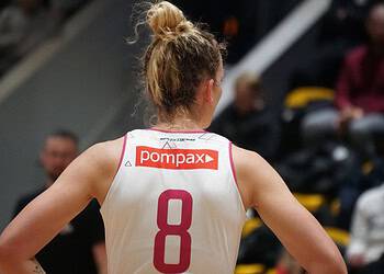 Przegrana koszykarek, mimo szansy na zwycięstwo (zdjęcia)