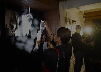 Marlena Kurowska oczarowuje Leszno wystawą „Kobieta kobiecie” (zdjęcia)