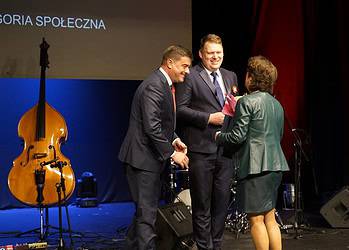 Zasłużeni dla lokalnej wspólnoty nagrodzeni (zdjęcia)