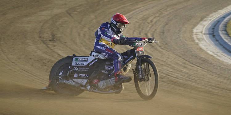  10 Kwietnia 2025  ml 5422