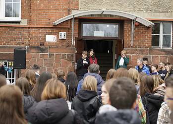 Jedynka otwiera drzwi na nowych uczniów (zdjęcia)