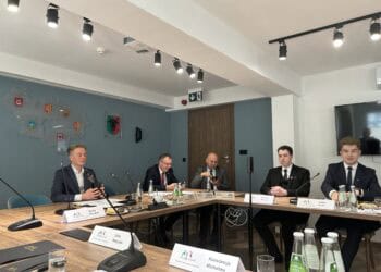 Pierwsza sesja Młodzieżowej Rady Powiatu Leszczyńskiego