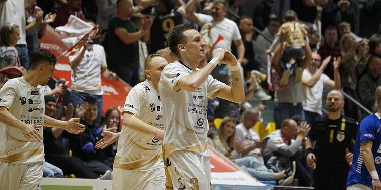 Emocje w Hali Trapez sięgnęły Zenitu! (fotorelacja)