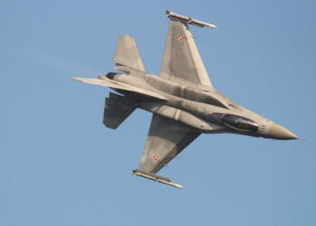 F-16 ponownie nad Lesznem (zdjęcia)