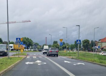 Nowe oznakowanie rondzie Żwirki i Wigury!