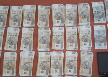 Oszukali starsze małżeństwo metodą „na wnuczka”. Trafili do aresztu