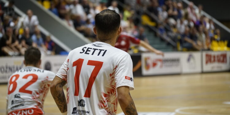  6 Grudnia 2025  ml 3527